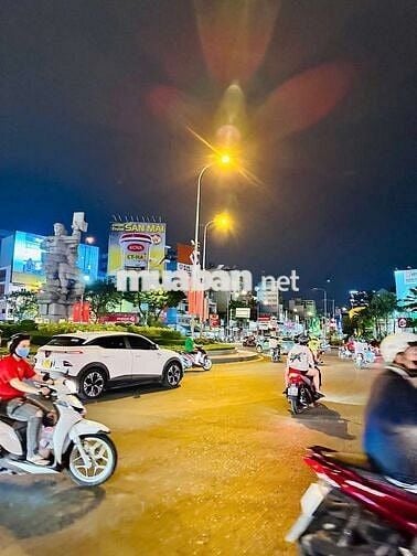 BÁN NHÀ TRUNG TÂM Q10 – GẦN LÝ THÁI TỔ – NHỈNH 2 TỶ – ĐANG CHO THUÊ