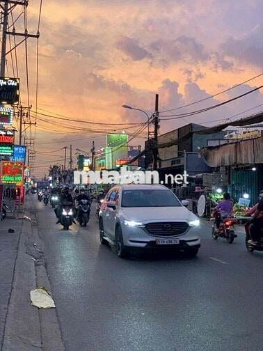NHÀ 2TẦNG CŨ XÁC ĐỊNH BÁN ĐẤT TẶNG NHÀ, MT NGUYỄN THỊ THƠI, HIỆP THANH