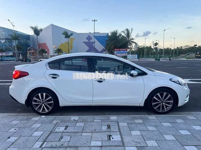 Bán xe Kia K3 đời 2014 Số Tự Động