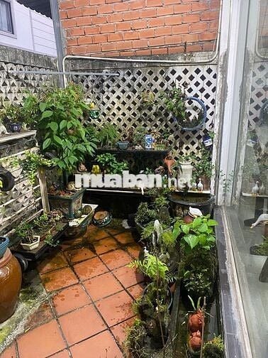Bán nhà sát Aeon Tân Phú, hẻm thông 6m, DT 70m2 giá chỉ 6,3 tỷ.