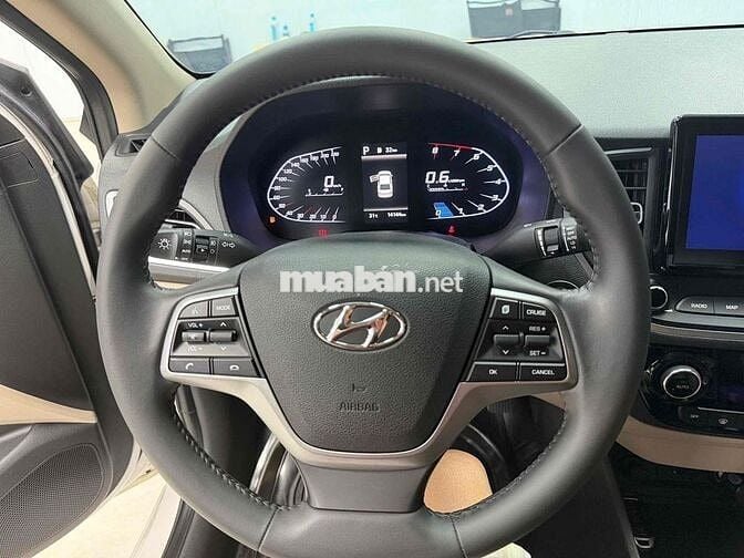 Hyundai Accent 2021 1.4 AT đặc biệt đi 14000 km