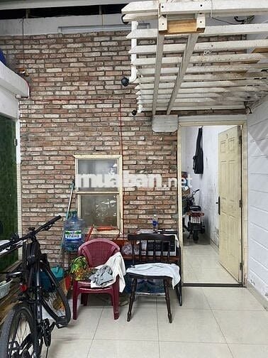 Bán nhà sát Aeon Tân Phú, hẻm thông 6m, DT 70m2 giá chỉ 6,3 tỷ.