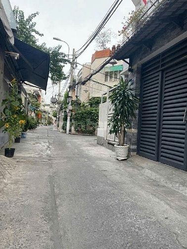 Nhà hẻm thông 6 m Cư xá ngân hàng, Tân Thuận Tây Quận 7. 5*26, 133 m2 