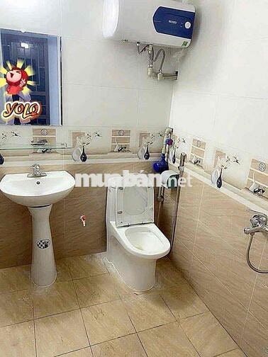 CHO THUÊ NHÀ - 211 BÁT KHỐI - MỚI XÂY THOÁNG ĐẸP - OTO QUA - GIÁ TỐT