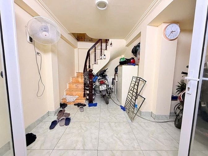 CHÍNH CHỦ BÁN NHÀ TÂY HỒ DÂN XÂY 3PN, CHỈ 1 NHÀ RA MP OTO, NGÕ THÔNG