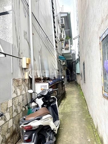 Nhà hẻm thông 6 m Cư xá ngân hàng, Tân Thuận Tây Quận 7. 5*26, 133 m2 