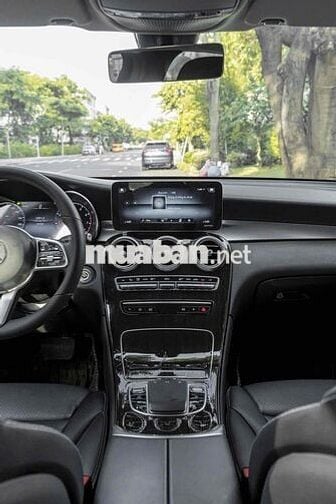 GLC200 facelift 2022 màu đen cá nhân siêu đẹp