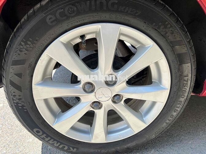 Mitsubishi Mirage 2013 1.2 CVT - 99000 km