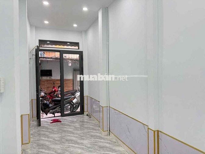 Nhà bán Trần Hưng Đạo (2 x 12) 2 tầng + lửng - Quận 1