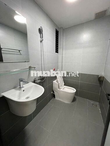 Chính chủ cho thuê căn hộ cao cấp Mới Xây tại Trung Hoà, Cầu Giấy