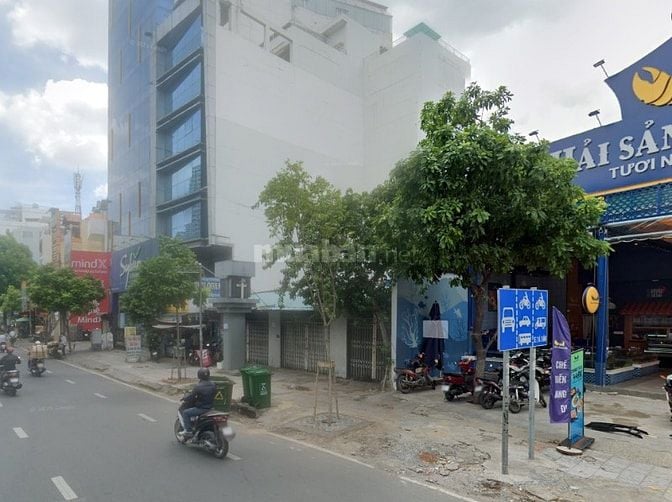 Cho Thuê Nhà Góc 2MT 3 Tháng 2, Phường 14, Quận 10 - Ngang 14x25m 
