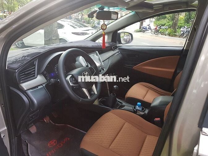 Toyota Innova 2019 2.0E - 95000 km