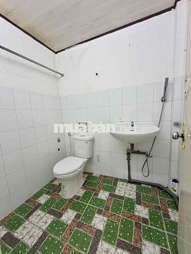 Cho thuê nhà hẻm hoàng văn thụ gần công viên lưu hữu phước giá 6,5 tri