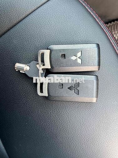 Mitsubishi Mirage 2013 1.2 CVT - 99000 km