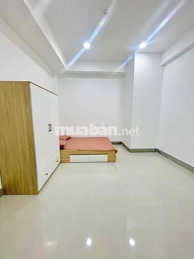 1 PHÒNG NGỦ 1 PHÒNG KHÁCH NGAY ĐẠI HỌC NGUYỄN TẤT THÀNH