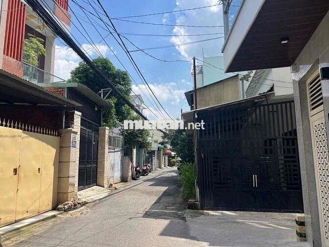 2 mặt tiền  bán lo việc gia đình gấp