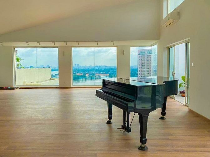 Bán hoặc cho thuê Penthouse tại River Garden Thảo Điền 4PN 330m2