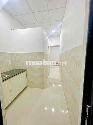 1 PHÒNG NGỦ 1 PHÒNG KHÁCH NGAY ĐẠI HỌC NGUYỄN TẤT THÀNH
