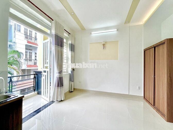 Phòng ban công - rộng thoáng mát đường Lê Văn Thọ, P9, GV