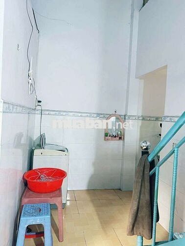 Bán nhà cấp 4 sổ chung diện tích 80 giá 1ty450 phường tân bình dĩ an