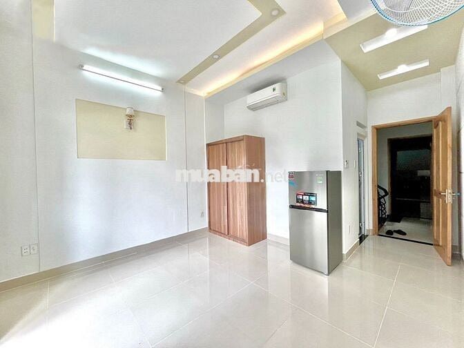 Phòng ban công - rộng thoáng mát đường Lê Văn Thọ, P9, GV