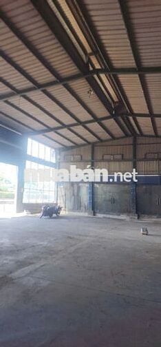 Cho thuê kho mặt tiền kinh doanh