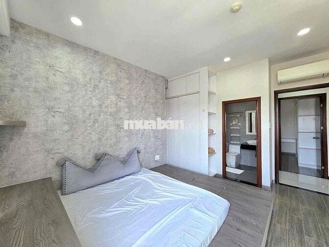 căn hộ 3 phòng ngủ 2WC. vào ở ngay. chung cư Orchard Parkview. p9 PN