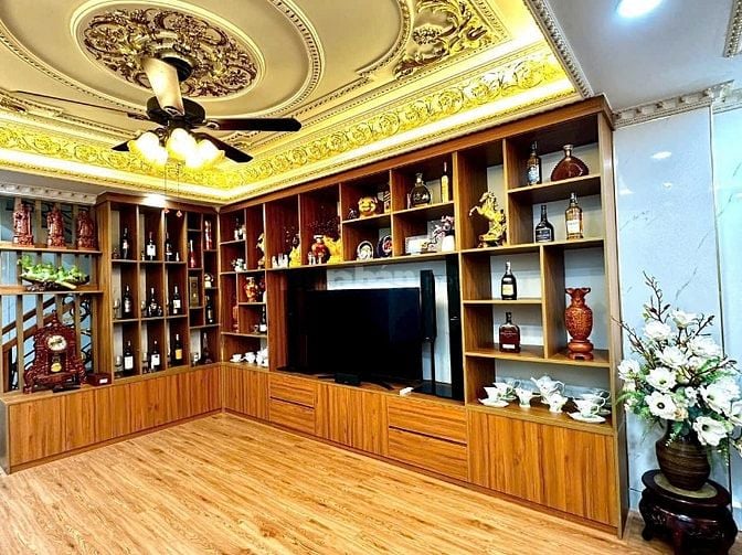 Nhà dt100m2 đúc 5 tầng có tháng máy 10pn hẻm 8m Hồ Đắc Di, Q. Tân Phú