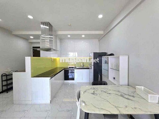căn hộ 3 phòng ngủ 2WC. vào ở ngay. chung cư Orchard Parkview. p9 PN