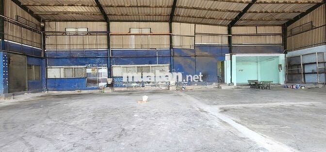 Cho thuê kho mặt tiền kinh doanh