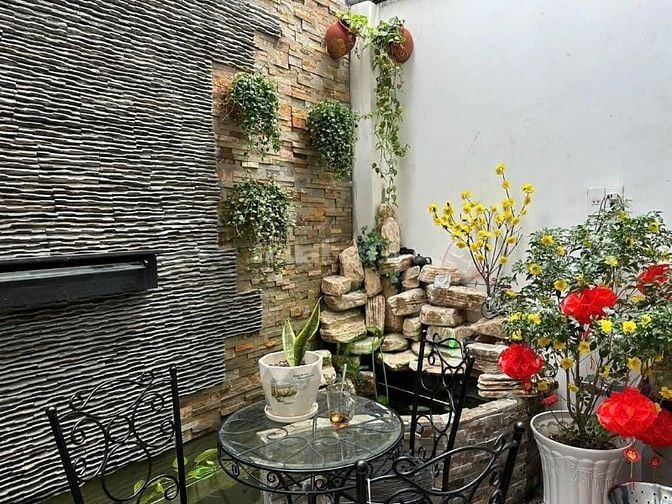 Nhà dt100m2 đúc 5 tầng có tháng máy 10pn hẻm 8m Hồ Đắc Di, Q. Tân Phú