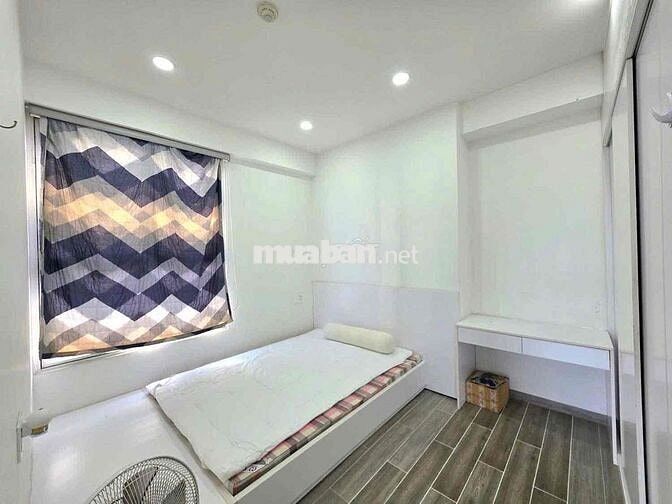 căn hộ 3 phòng ngủ 2WC. vào ở ngay. chung cư Orchard Parkview. p9 PN