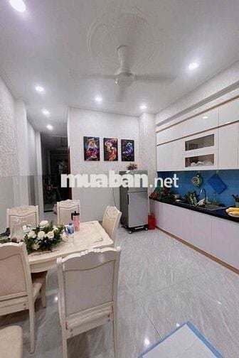 CHO THUÊ NHÀ MẶT TIỀN NGUYỄN TRI PHƯƠNG FULL NỘI THẤT