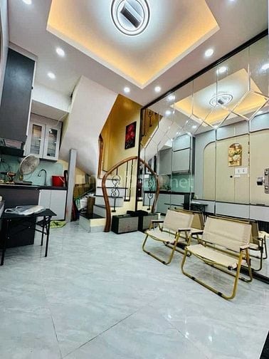Đẳng cấp nhà sau nhà MP Đại La, giá 5.5 tỷ, 15m2x4T, ẢNH THẬT 