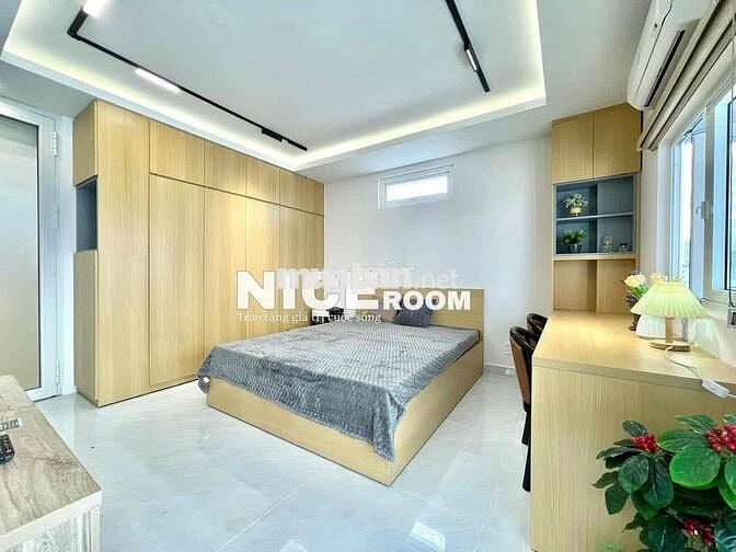 Cho Thuê CC Mini 1Pn Balcony Thang Máy Bảo Vệ Trung Tâm BThanh Giáp Q1