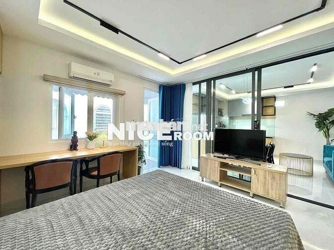 Cho Thuê CC Mini 1Pn Balcony Thang Máy Bảo Vệ Trung Tâm BThanh Giáp Q1