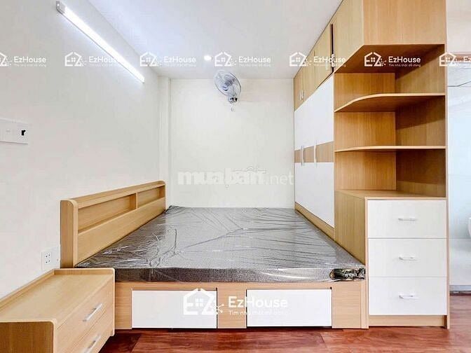 Studio ban công - mới xây gần sân bay và giáp Phạm Văn Đồng