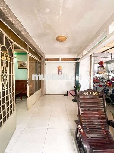 Chủ bán gấp nhà cấp bốn 200m2, 3pn, hẻm xe hơi,  Huỳnh Tấn Phát Quận 7