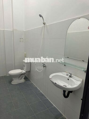 Cần bán gấp kho 461m2 ở 499 Lê Minh Xuân, Huyện Bình Chánh, TP. HCM