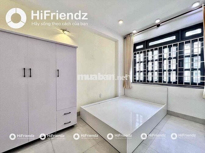 Khai trương căn hộ 2PN ban công mới 100% ngay công viên làng hoa GV