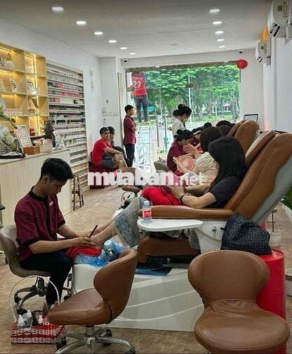 Siêu MT Phạm Hồng Thái, P.Bến Thành Q1 - đối diện New World