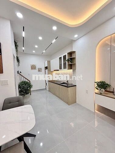 Cơ hội hiếm: Nguyễn Xí , BT 40m², 4.5 Tỷ. Không kiếm được căn thứ hai!