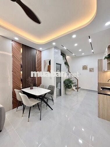 Cơ hội hiếm: Nguyễn Xí , BT 40m², 4.5 Tỷ. Không kiếm được căn thứ hai!