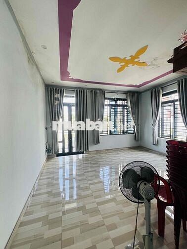 nhà 1 trệt 2 lầu mặt tiền chính kinh doanh