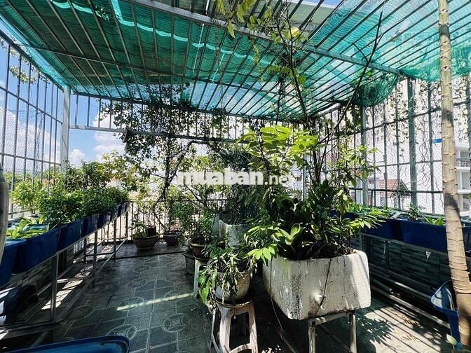nhà 1 trệt 2 lầu mặt tiền chính kinh doanh