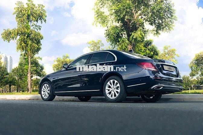 LONG ANH AUTO về Mercedes E200 model 2017