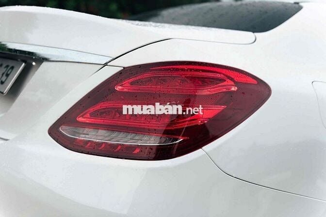 Mercedes Benz C Class 2018 C250 Exclusive - 739tr