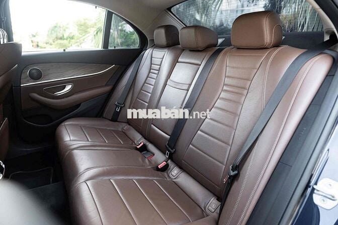 LONG ANH AUTO về Mercedes E200 model 2017