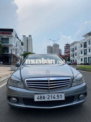 Mercedes C200 model 2010 đi 95 ngàn full lịch sử