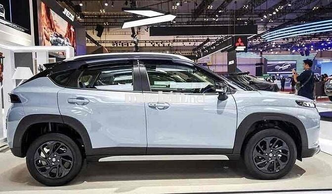 SUZUKI FRONX GIÁ KHÔNG TƯỞNG